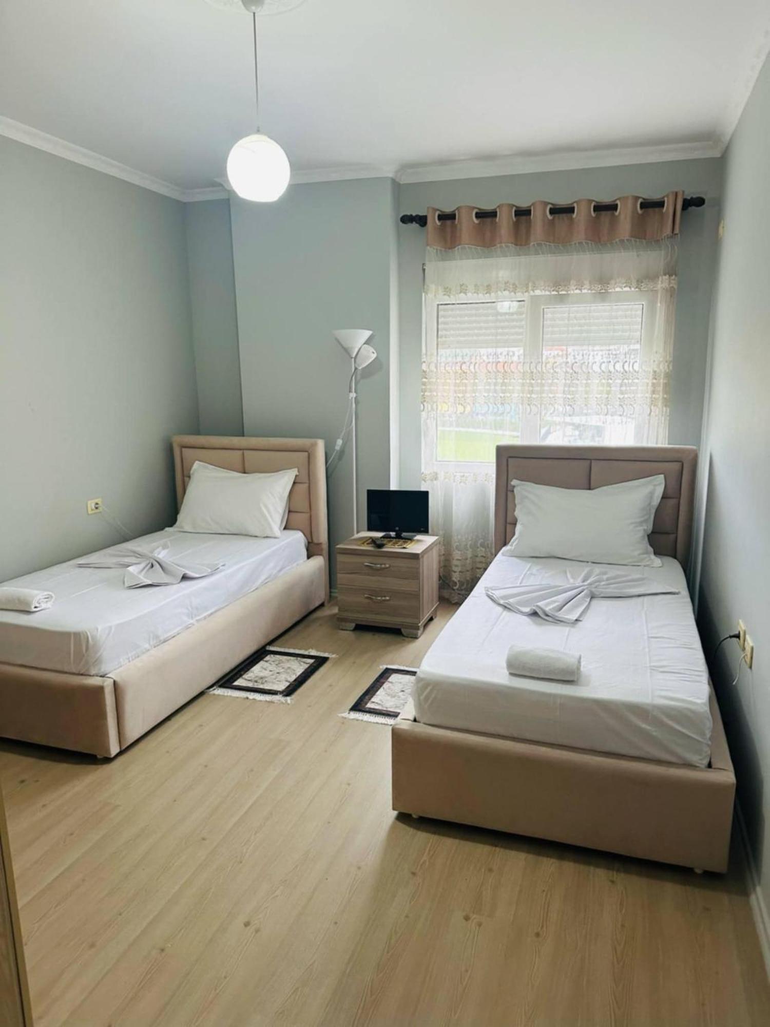 Mary's Luxury 2 *