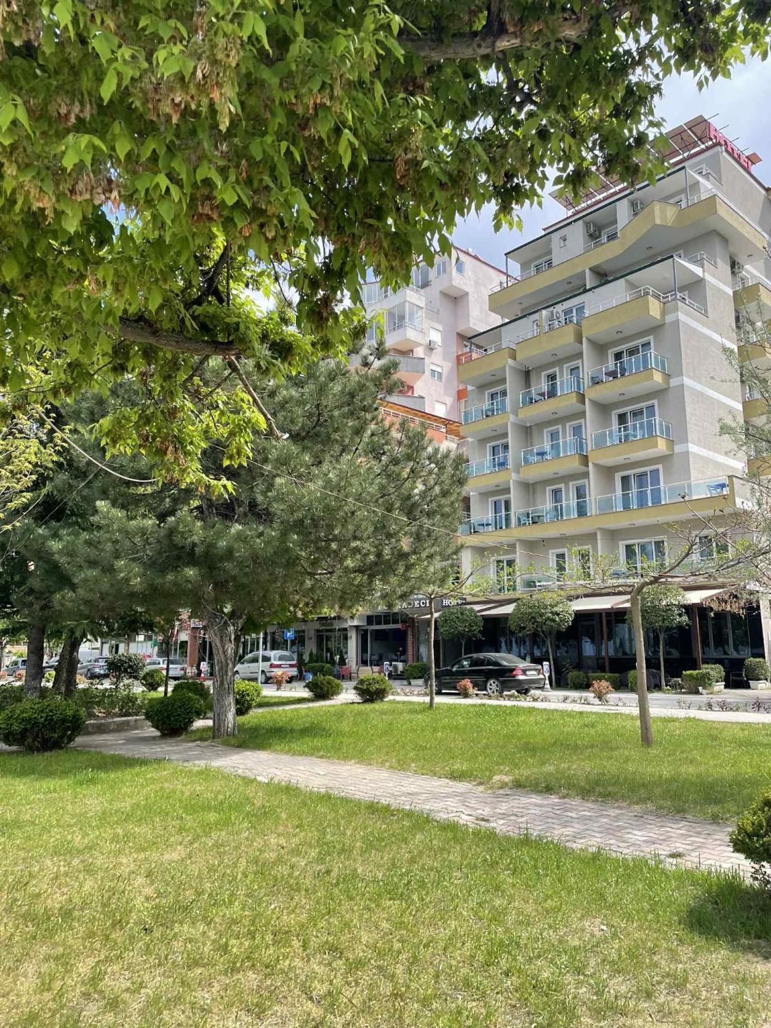 Mary's Luxury 2 *